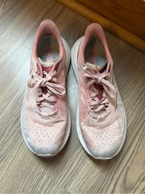 HOKA Mach 6 Women’s Running Shoes Size 10 Pink Athletic Sneakers